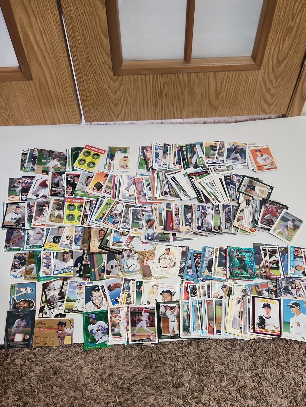 Baseball Card Collection Assortment - Approx 575 Cards